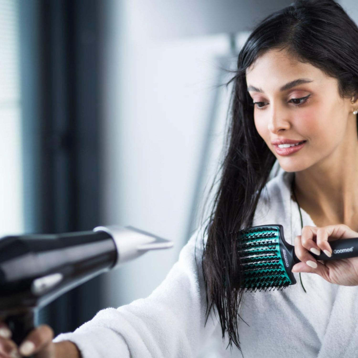 Goomee Miracle Detangling Brush Nylon Boar Bristles Green with Goomee Hair Ties Goomee Miracle Detangling Brush Nylon Boar Bristles Green with Goomee Hair Ties